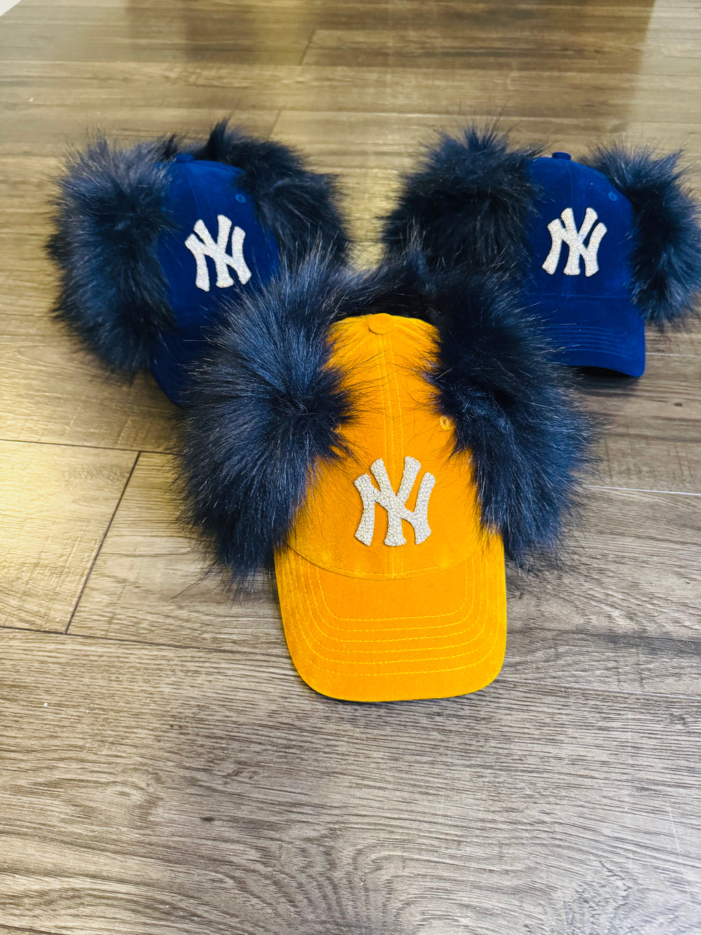 Luxury Statement Fur NY Cap